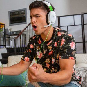 Recon 70 Xbox Gaming Headset for Xbox Series X, Xbox Series S, Xbox One, PS5, PS